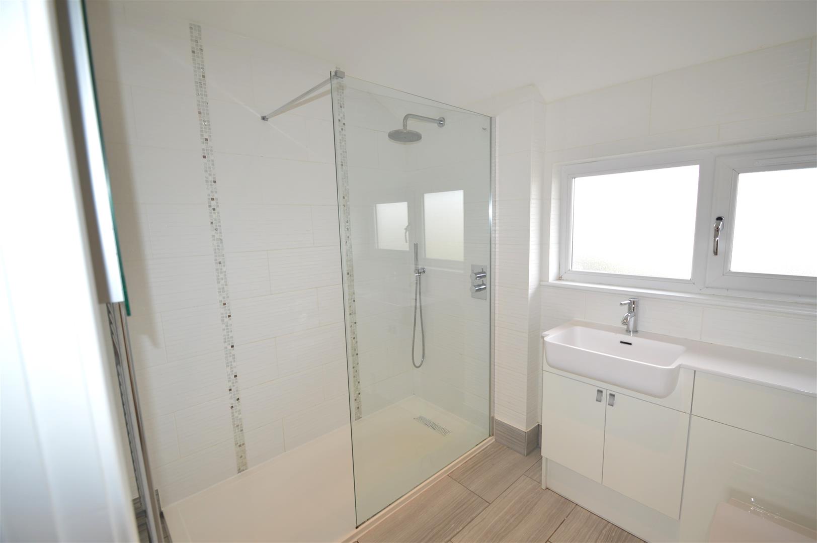 Fern Hill, St. Quentins Close, Llanblethian, Cowbridge, CF71 7EZ